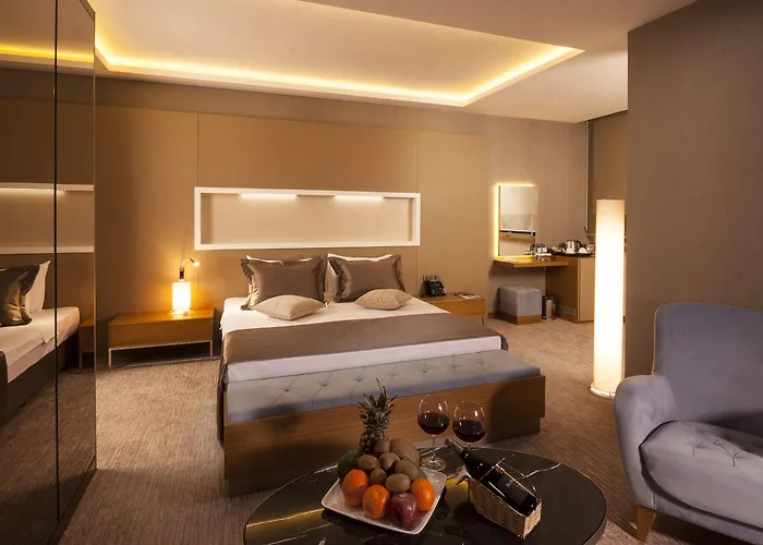 Elara 4* Izmir