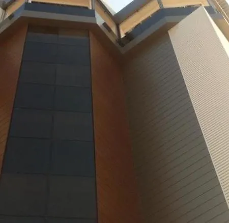 Hotell Elara 4*